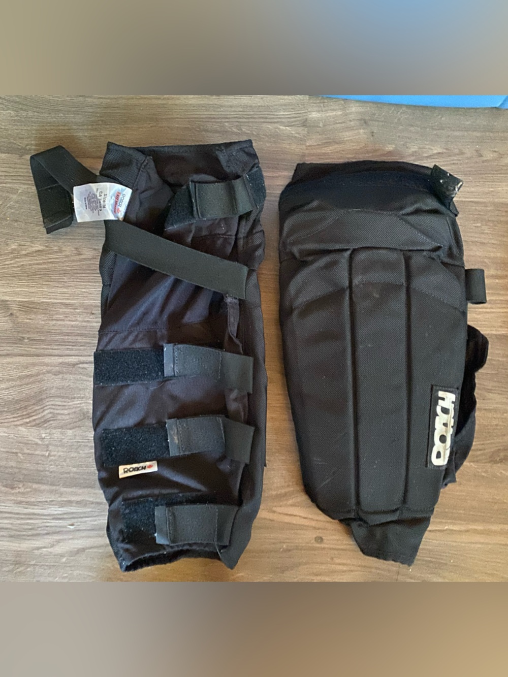 Roach Black MTN Biking Protective Knee and Shin Pads Set - Picture 7 of 8